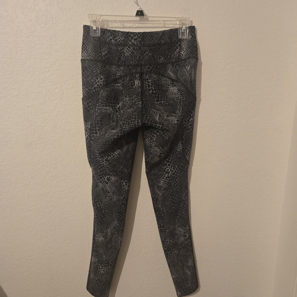 Goode Rider Equestrian Black and Gray Animal Print Leggings - Picture 5 of 5